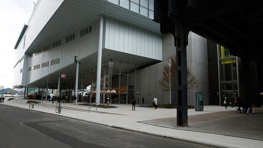 Exterior views of the Whitney Museum of American Art in 2015 (Foto: John Lamparski/WireImage)