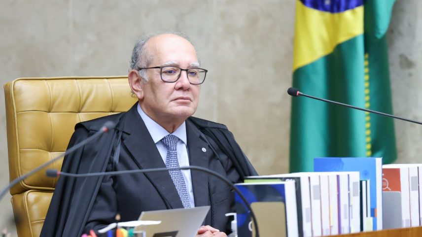Ministro mais antigo da Corte, Gilmar Mendes reforça o apoio do Supremo ao relator da ação de golpe de Estado (Foto: Antonio Augusto/STF/Divulgação)