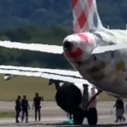 Aeroporto na Itália é fechado após tragédia com homem sugado por motor de avião