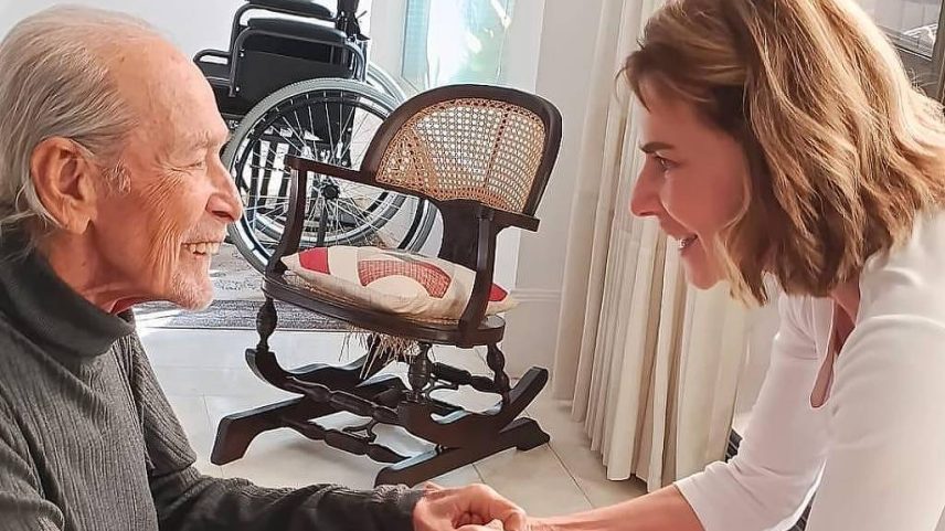 Maitê Proença visita o ator Gracindo Júnior (Foto: @eumaiteproença no Instagram)