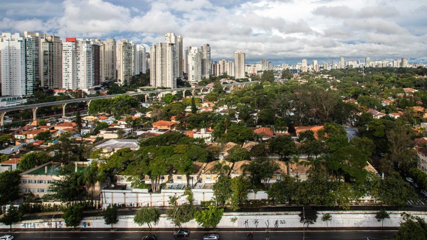 Tempo seco: boa parte do estado de SP deverá apresentar umidade do ar abaixo de 30% (Foto: Leandro Fonseca /Exame)