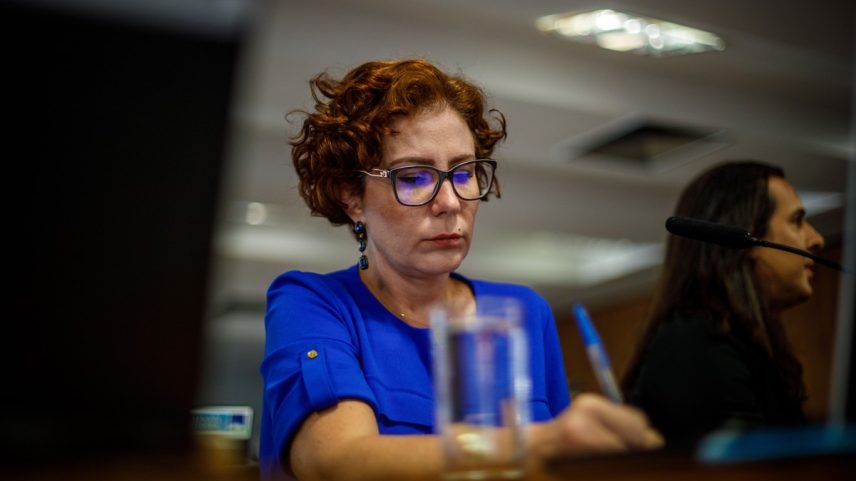 Deputada Federal Carla Zambelli no Congresso Nacional (Foto: Brenno Carvalho / Agência O Globo)