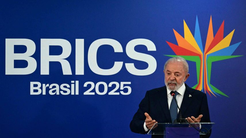 O presidente Lula durante fala a jornalistas na cúpula do Brics, no Rio de Janeiro (Foto: Pablo Porciuncula/AFP)