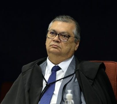 STF enfrenta crise profunda e gera incertezas no cenário político brasileiro