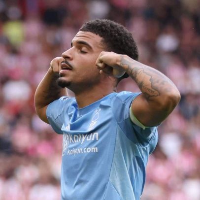 Morgan Gibbs-White decide ficar e traz alegria para a torcida do Nottingham Forest