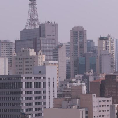 São Paulo registra a tarde mais seca do ano e prevê calor intenso nos próximos dias