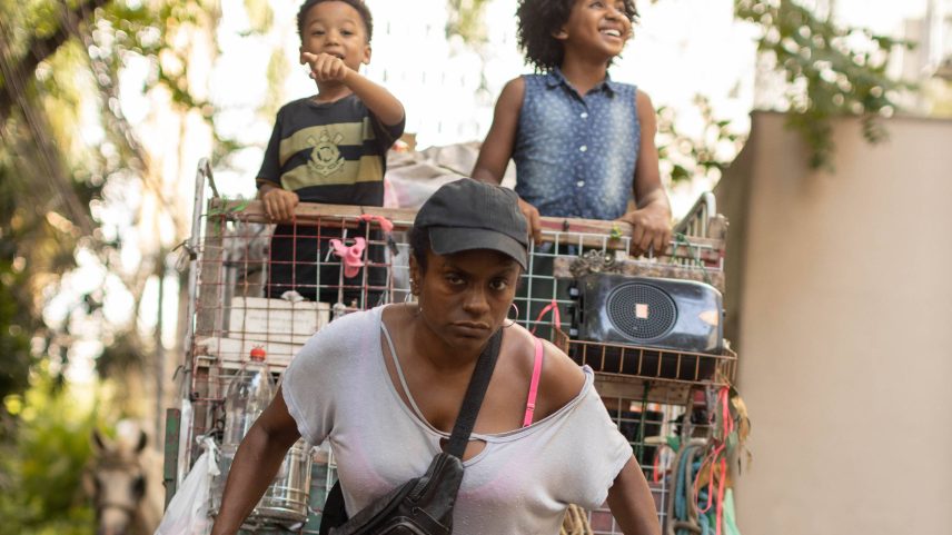 Cena do filme 'A Melhor Mãe do Mundo', de Anna Muylaert (Foto: Aline Arruda/Divulgação)