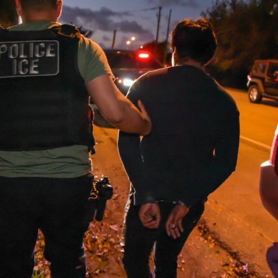 Supremacia federal em imigração se torna desafio para Trump após decisão do Supremo