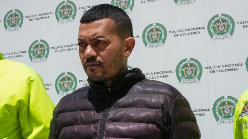 Elder José Arteaga Hernández, conhecido como El Costeño, no momento de sua captura. (Foto: Ministério de Defesa)