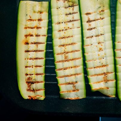 Grelhe legumes perfeitos: dourados por fora e macios por dentro