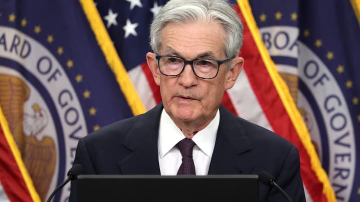 O presidente do Federal Reserve, Jerome Powell, realiza uma coletiva de imprensa após uma reunião do Comitê Federal de Mercado Aberto em 18 de junho de 2025, em Washington, DC. (Foto: Win Mcnamee | Getty Images)