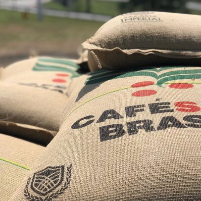 Tarifaço pode reduzir vendas de café do Brasil em US$ 2 bi e impactar EUA