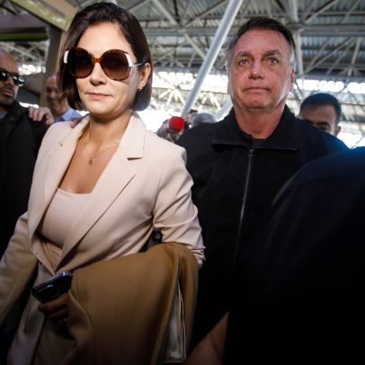 Michelle compartilha mensagem bíblica após operação da PF contra Bolsonaro