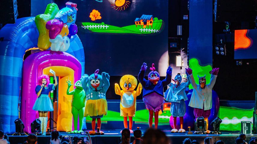 Cena do show "Top 10 da Galinha Pintadinha" (Foto: Alisson Demetrio/Divulgação)