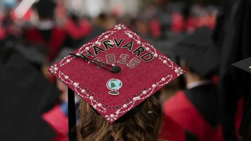A batalha de Trump e Harvard sobre vistos de estudantes explicada... em 70 segundos (Foto: Getty Images)