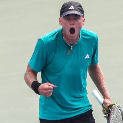 Michelsen vence Musetti em Toronto, enquanto Khachanov e Ruud se enfrentam