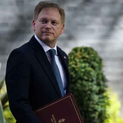 Shapps destaca foco em salvar vidas após vazamento de dados no Afeganistão