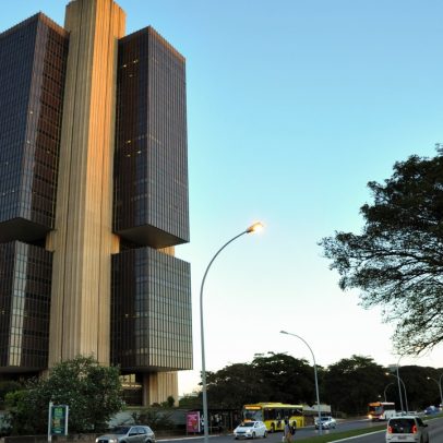 Bradesco e Itaú apresentam visões opostas sobre a Selic até o final do ano
