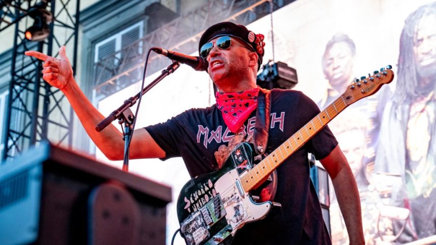 Liberar essa música agora é uma resposta direta ao que temos visto acontecer, o terror estatal que temos visto neste país. (Foto: Reprodução)