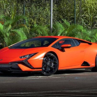 Ministério da Justiça leiloa avião, Lamborghini e diamantes em evento exclusivo