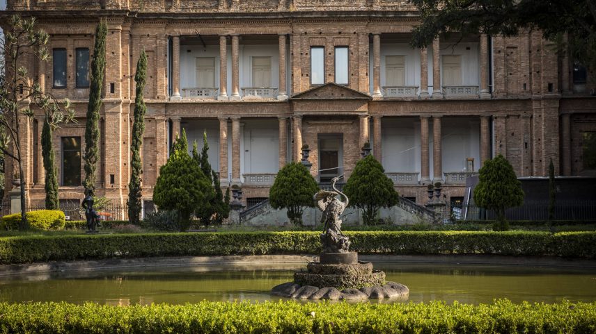 Edifício da Pinacoteca do Estado de São Paulo, vista do Jardim da Luz (Foto: Eduardo Knapp/Folhapress)