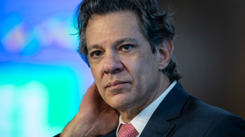 Ministro da Fazenda, Fernando Haddad no palácio do Planalto (Foto: Brenno Carvalho / Agência O Globo)