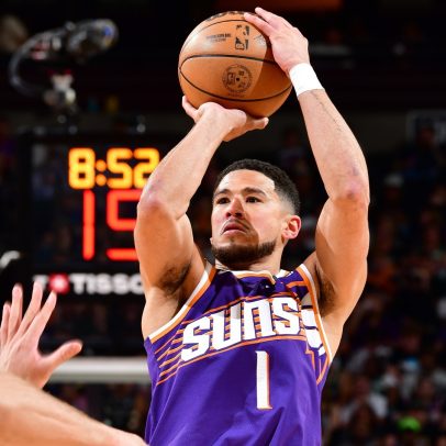 Devin Booker fecha extensão de contrato de 2 anos com o Suns na NBA