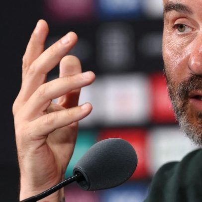Técnico do Chelsea elogia ambiente no vestiário e desafia PSG como 'melhor do mundo'