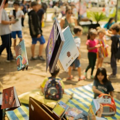 Ziraldo é homenageado na Flip com a ação 'Pé de Livro' na Praça da Matriz
