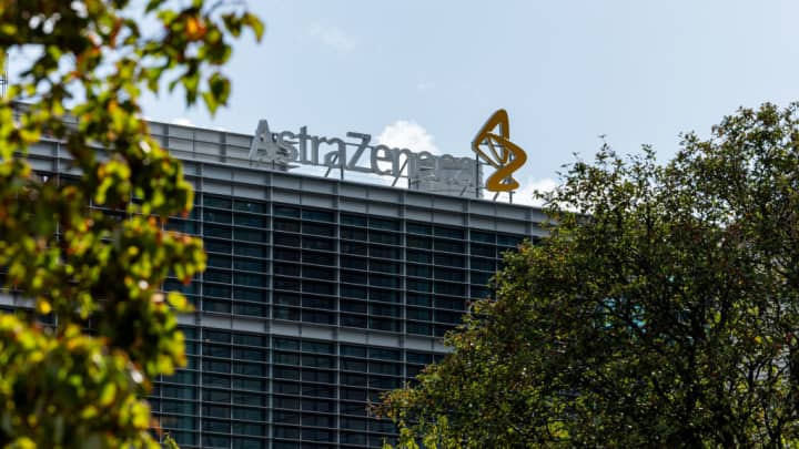 Uma vista do escritório da AstraZeneca em Mölndal, Suécia, em 12 de setembro de 2024. (Foto: Nurphoto | Getty Images)