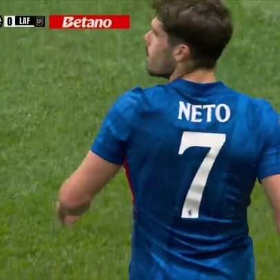 Técnico do Chelsea destaca amor pelo futebol brasileiro e elogia Abel