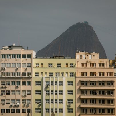 Comprador busca imóveis menores e mais baratos para realizar sonho da casa própria