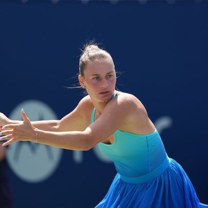 Kostyuk elimina Kasatkina em três sets e Andreeva se machuca na competição