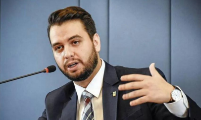 Moraes nega autorização para site entrevistar Filipe Martins sobre golpe