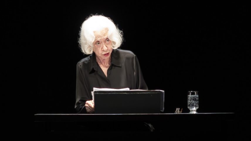 Fernanda Montenegro em recital (Foto: Michael Félix/ Divulgação ABL)