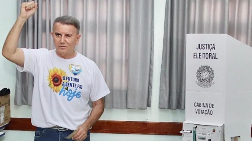 Prefeito de Palmas, Eduardo Siqueira Campos (Podemos), foi alvo de buscas na fase 9 da Operação Sisamnes. (Foto: @eduardosiqueiracampos via Instagram)