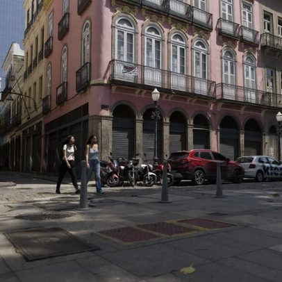 Prefeitura do Rio regulariza pagamentos do projeto Reviver Cultural Centro