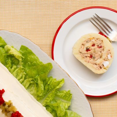 Rolo de batata e atum: uma receita clássica ideal para o calor do verão