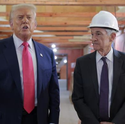 Trump acredita que Powell está preparado para iniciar a redução das taxas de juros