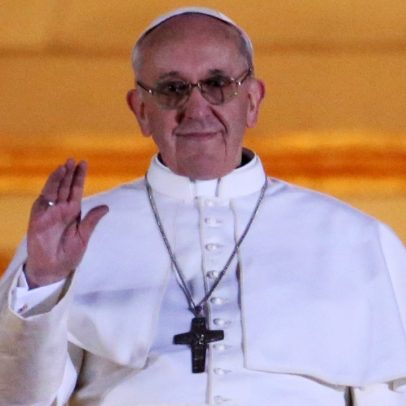Último livro do papa Francisco é lançado no Brasil com temas atuais e reflexivos
