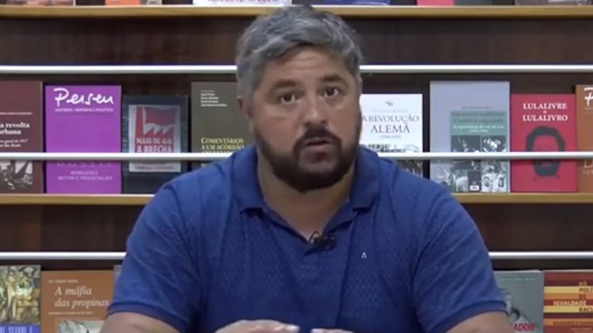 O marqueteiro Otávio Antunes, do PT (Foto: Canal Rede PT via YouTube)