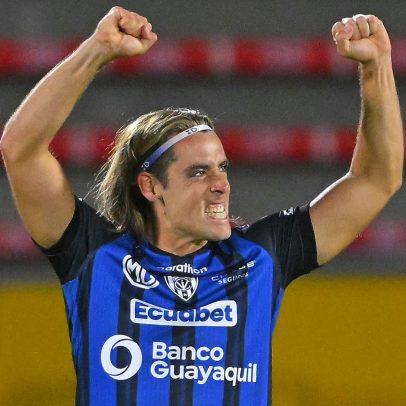 Del Valle goleia Vasco e avança na Sul-Americana após expulsão decisiva