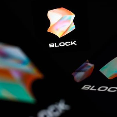 Ações da Block disparam após inclusão no S&P 500 como destaque do setor cripto