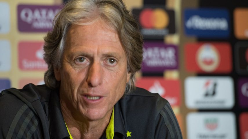 Jorge Jesus já sobrevoa a CBF desde 2021, mas recusou convite e viu Ancelotti assumir. (Foto: Alexandre Vidal/Flamengo)