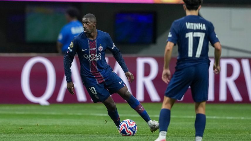 Dembélé controla o balón diante do Inter de Miami em oitavas. (Foto: Jason Allen/ISI Photos via Getty Images)