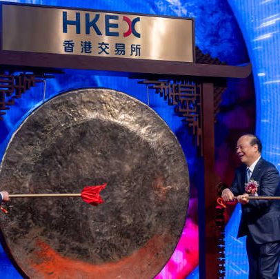 Mercado de IPOs em Hong Kong cresce rapidamente com forte demanda e investimentos