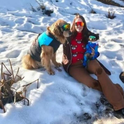 Brasileira morre em acidente de carro com a mãe e cachorros na Argentina