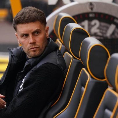 Brighton deve reduzir elenco e definir quem ficará de fora da temporada