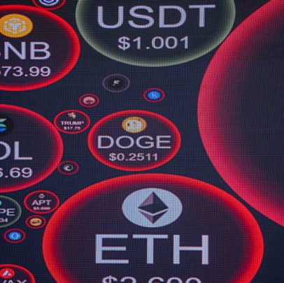 Aposte em ações para lucrar no mercado de criptomoedas na segunda metade do ano