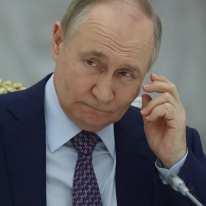 Putin enfrenta críticas por sua postura em relação a dissidentes políticos
